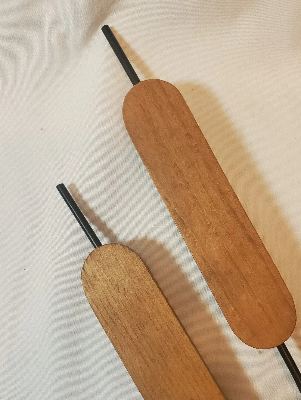 Home Interiors Homco Vtg MCM Wood & Black Metal Cattails Wall Hanging Accent